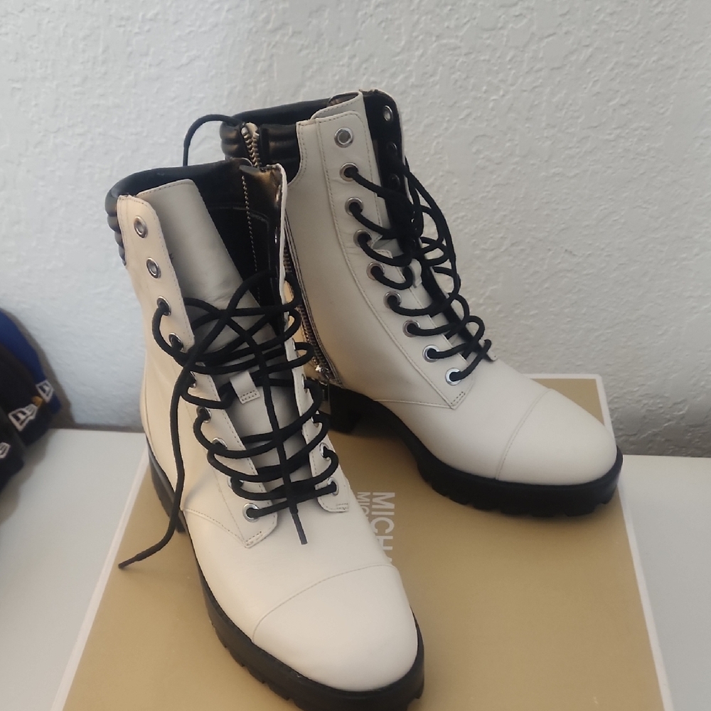 Michael Kors Women's Cream Lace-Up Combat Boots